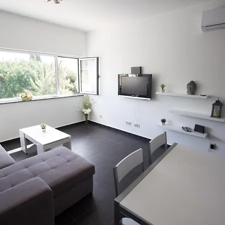 Nyaraló Beach View *