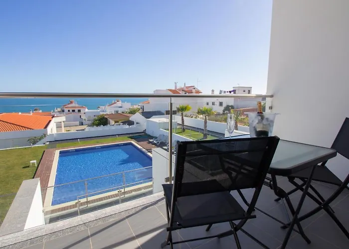 Beach View Casa de Férias *